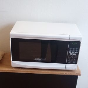 Sunbeam Microwave